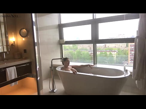 ❤️ Tremenda pupa che si masturba appassionatamente la figa in bagno ️ Video di sessoal it.sexuria-net.ru ️❤